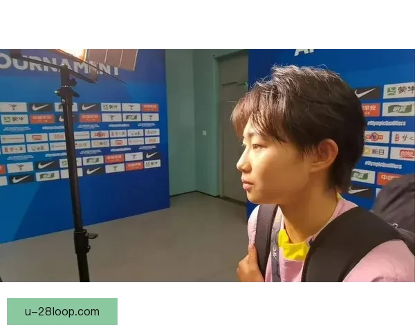 王妍雯在第戎女足比赛中精彩进球为球队奠定胜局